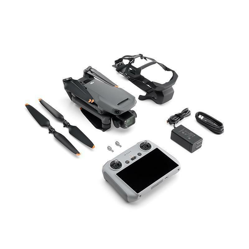 Drone DJI Mavic 3 Classic et ses accessoires.